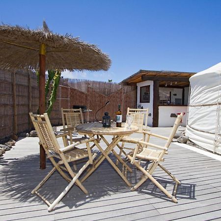 Finca De Arrieta Village - Yurts And Stone Cottages - Shared Pool - Walking Distance To Arrieta Beach - Eco Friendly Tabayesco Exterior photo