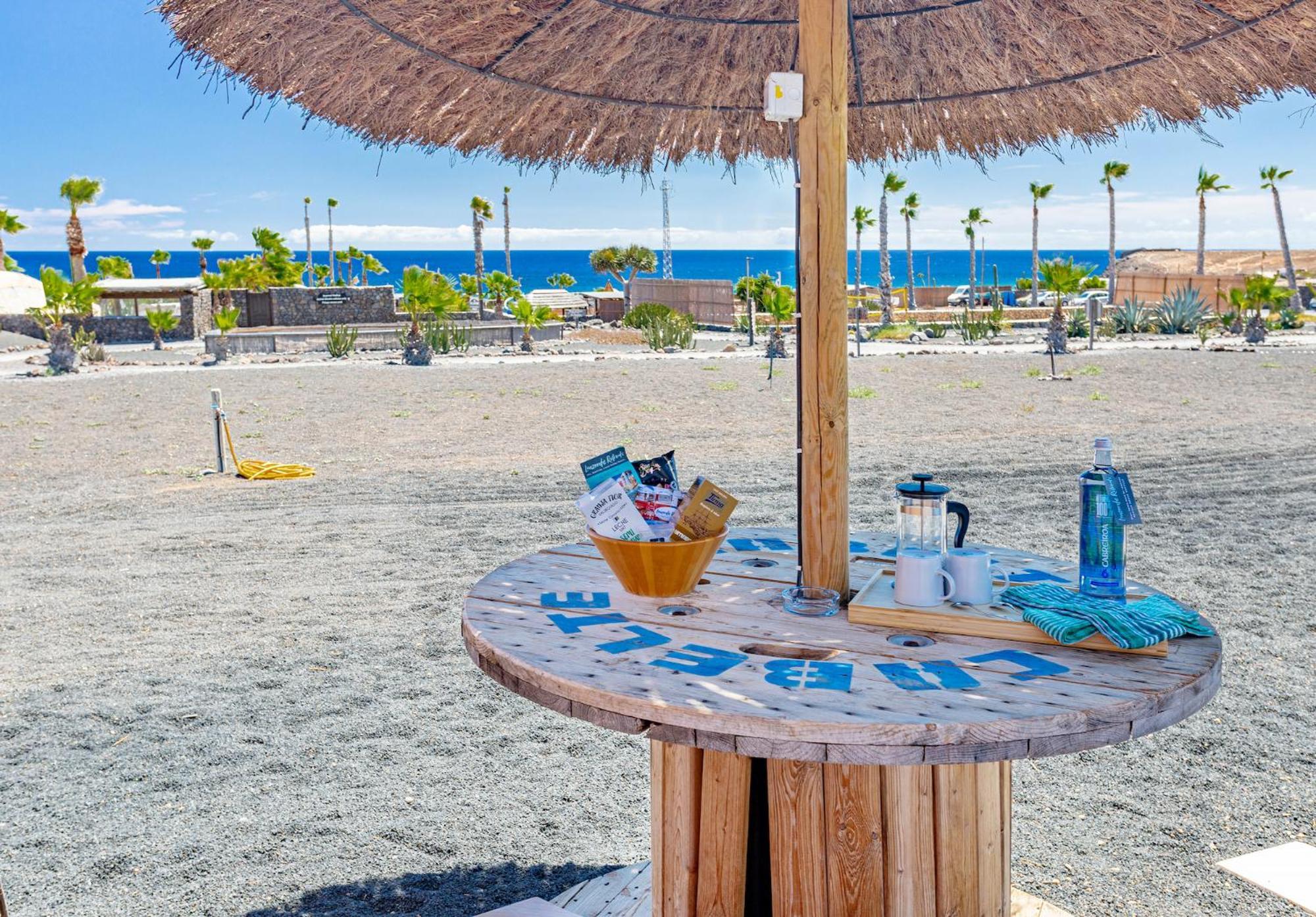 Finca De Arrieta Village - Yurts And Stone Cottages - Shared Pool - Walking Distance To Arrieta Beach - Eco Friendly Tabayesco Exterior photo
