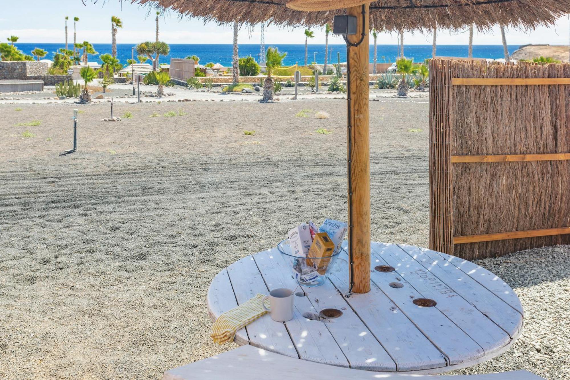 Finca De Arrieta Village - Yurts And Stone Cottages - Shared Pool - Walking Distance To Arrieta Beach - Off Grid Tabayesco Exterior photo