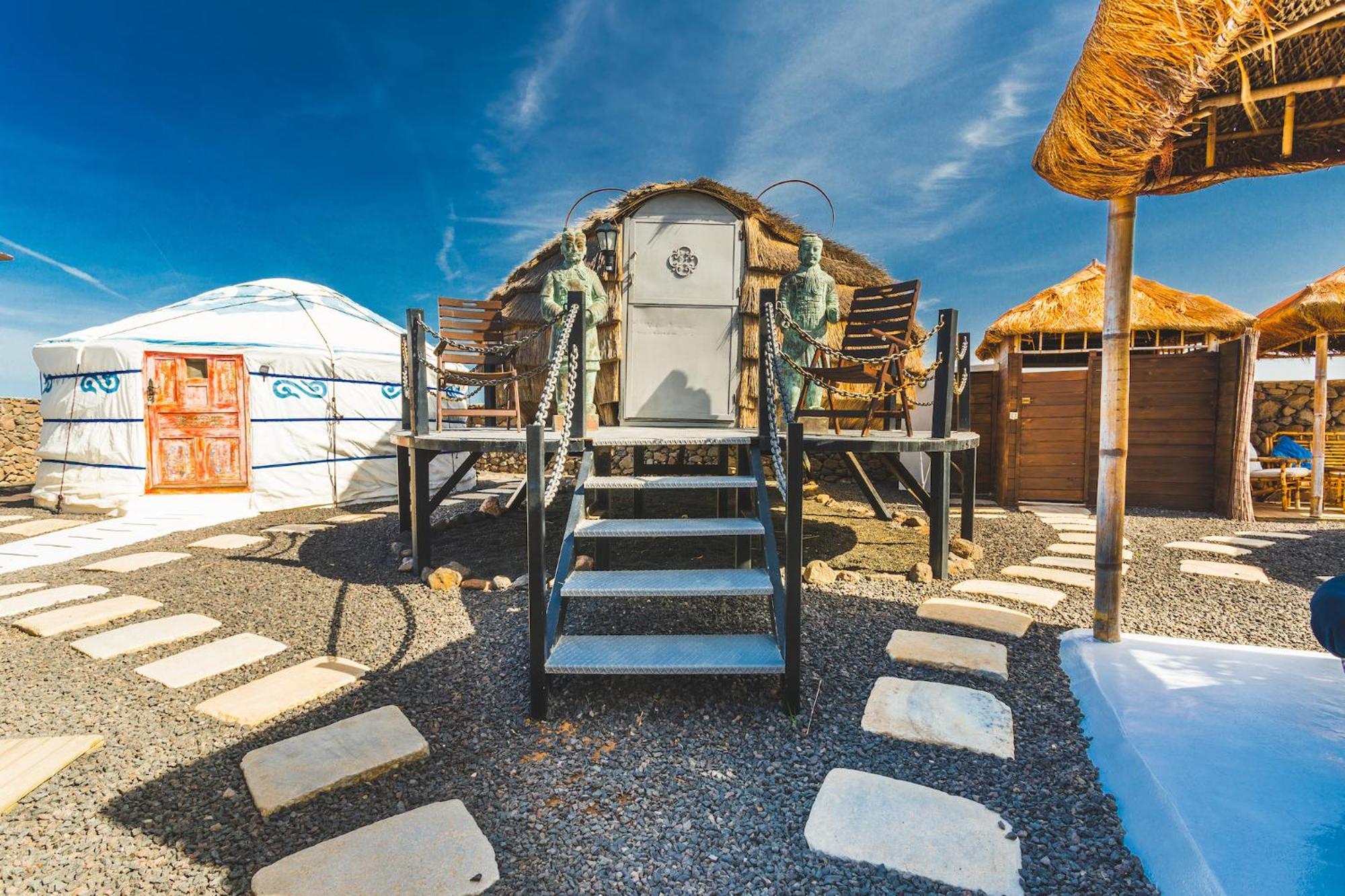 Finca De Arrieta Village - Yurts And Stone Cottages - Shared Pool - Walking Distance To Arrieta Beach - Eco Friendly Tabayesco Exterior photo